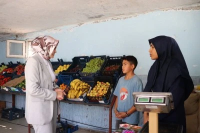 Polateli'nin Kadın Kaymakamı G&ouml;n&uuml;lleri Fethetti