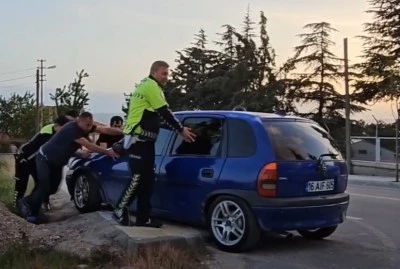 Polisin dur ihtarına uymayan sürücüye 53 bin 200 lira ceza