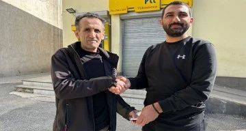 &quot;İnsanlık ölmedi&quot; dedirten hareket 