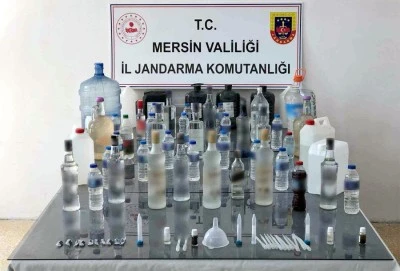 Sahte içki üretimi yapan 2 şüpheli yakalandı