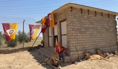Şampiyonluğu aslanlarıyla kutladı