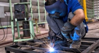 Sanayi üretimi yıllık yüzde 2,5 arttı
