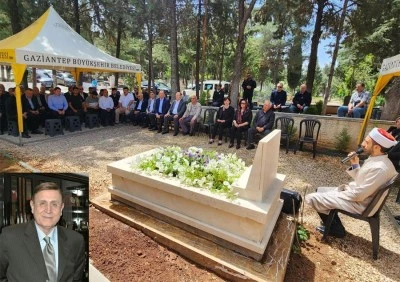 Sanayici M. Naci Topçuoğlu, mezarı başında dualarla anıldı