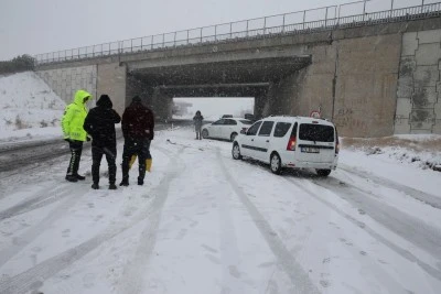Şanlıurfa'da bazı yollar trafiğe kapatıldı