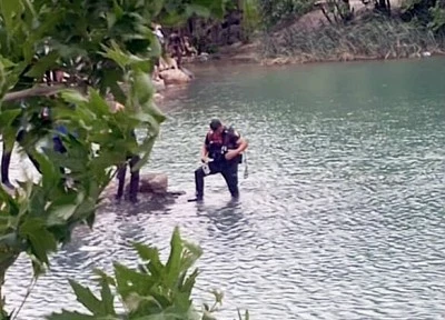 Serinlemek için dereye giren çocuk boğuldu