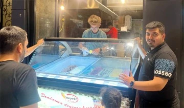Sıcakların arttığı bu günlerde dondurmaya talep arttı