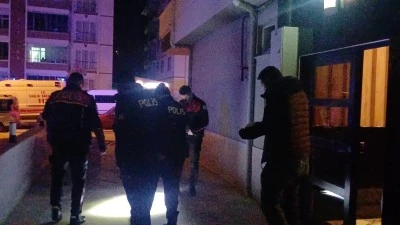 Silahlı saldırı: Yaralanan genç bina boşluğuna sığınarak kurtuldu