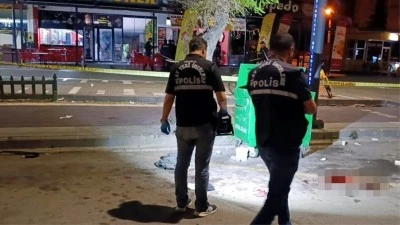 Silahlı ve bıçaklı kavgada 1 ölü, 1 yaralı