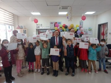 SÜLEYMAN ŞİMŞEK ÇOCUKLARIN KARNE SEVİNCİNE ORTAK OLDU
