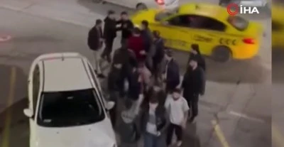 Tarafları kimse durduramadı kavga kameraya yansıdı