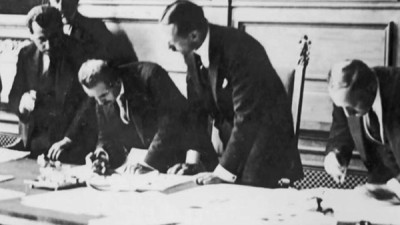 Tarihte Bugün: Ermenistan Türkiyeyi tanıyan ilk ülke oldu! Gümrü antlaşması