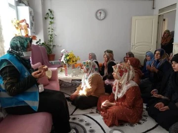 TDV görevli ve gönüllüleri depremzedelerin yanında