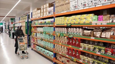 Ticaret satış hacmi yıllık % 9,6 arttı
