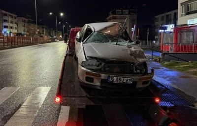 Tıra arkadan &ccedil;arpmanın sonucu korkuttu