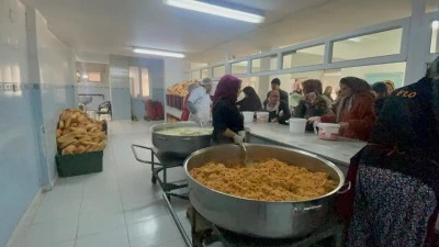 Top&ccedil;uoğlu Ailesi&rsquo;nden Kilis&rsquo;te 2 Bin Aileye Her G&uuml;n Sıcak Yemek