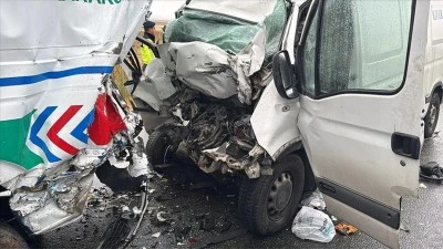 Trafik kazası: 2 asker şehit oldu, 1 kişi hayatını kaybetti