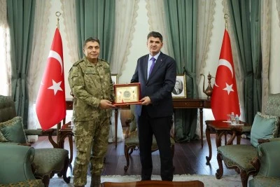 Tuğgeneral Ayhan Kalender Kilis&rsquo;te G&ouml;reve Başladı