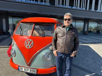 Türkiye’de tek: Volkswagen Samba’ya 40 yıldır gözü gibi bakıyor