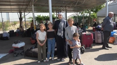 Türkiye'ye teşekkür ederek ülkelerine dönüyorlar