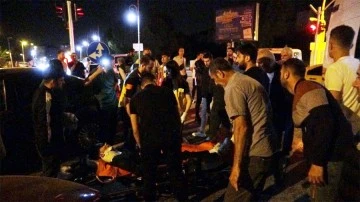 Üç aracın karıştığı kazada ortalık savaş alanına döndü!