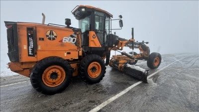 Uraloğlu, karla mücadele başladı