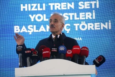 Uraloğlu: &ldquo;Milli elektrikli hızlı trenimizin yol testlerini başlatıyoruz&rdquo;
