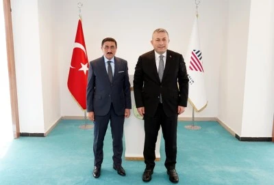 Vali Şahin’den Rektör Akman’a ziyaret