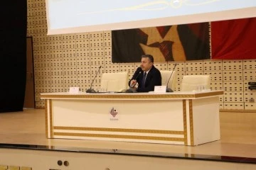 Vali Tecrübelerini Paylaştı