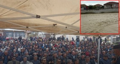 Vatandaşlar yağmur duasına çıktı, sel oldu