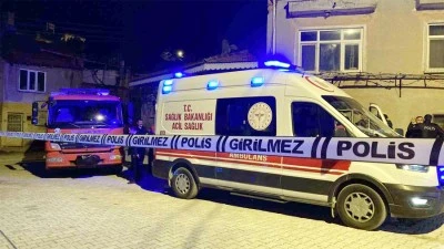 Yaşlı adam evinde yanmış halde bulundu