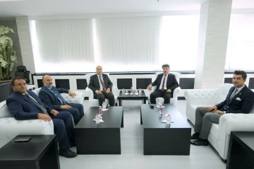 YÖKAK Başkanı Kar, Rektör Karacoşkun’la Bir Araya Geldi