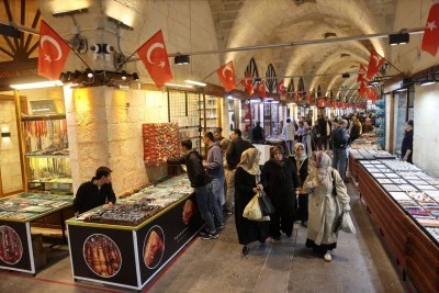 Zincirli Bedesten tekrar canlandı